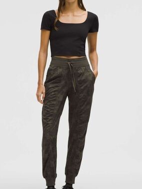 Lululemon dance studio jogger camo size 4